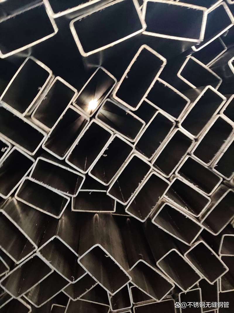 304不锈钢方管的理论重量计算公式是什么?哪位了解? 304不锈钢方管的理论重量计算公式是什么?哪位了解?